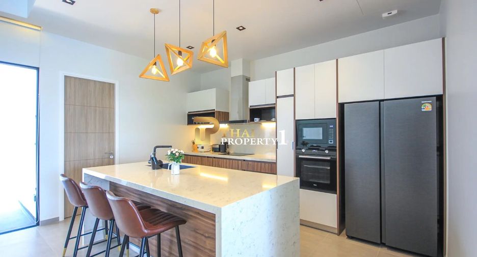 For sale 4 bedrooms villa in Hua Hin, Prachuap Khiri Khan