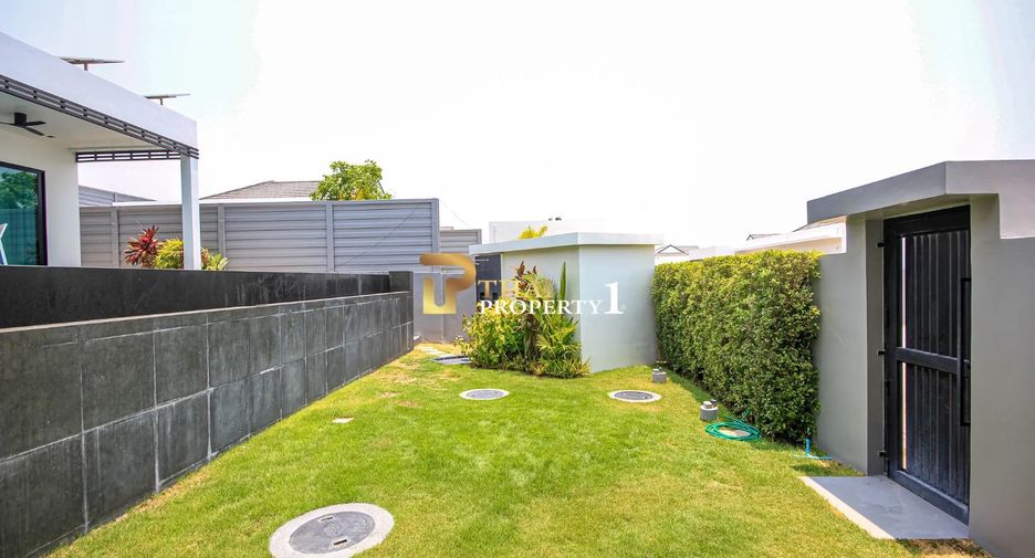 For sale 4 bedrooms villa in Hua Hin, Prachuap Khiri Khan