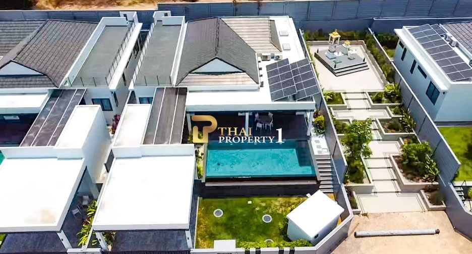 For sale 4 bedrooms villa in Hua Hin, Prachuap Khiri Khan