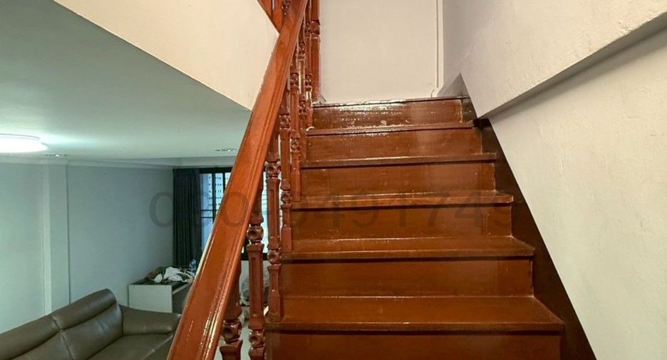 For rent 2 bedrooms house in Wang Thonglang, Bangkok