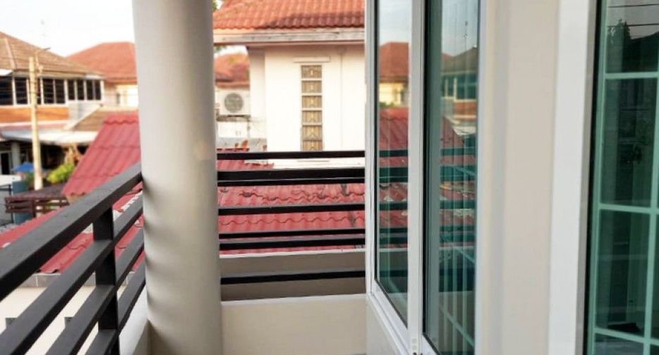 Casa en venta de 3 habitaciones en Nong Chok, Bangkok