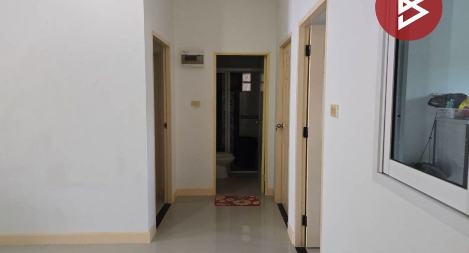 À vendre 2 chambres maison à Si Racha, Chonburi