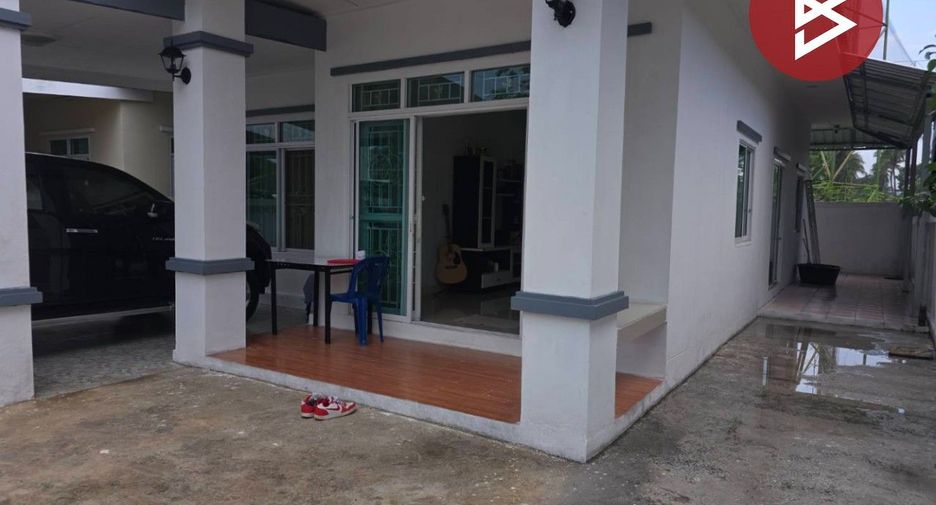 À vendre 2 chambres maison à Si Racha, Chonburi