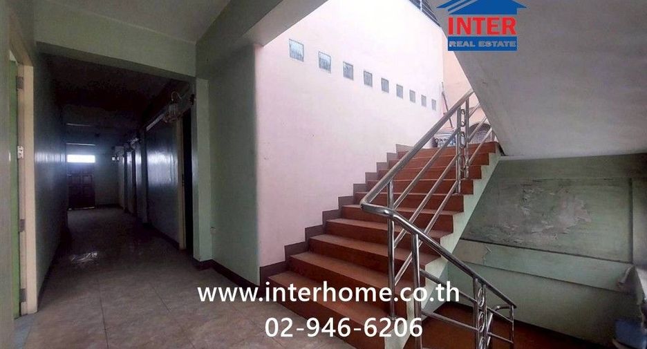 For sale 21 bedrooms retail Space in Phra Pradaeng, Samut Prakan