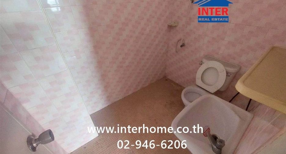 For sale 21 bedrooms retail Space in Phra Pradaeng, Samut Prakan