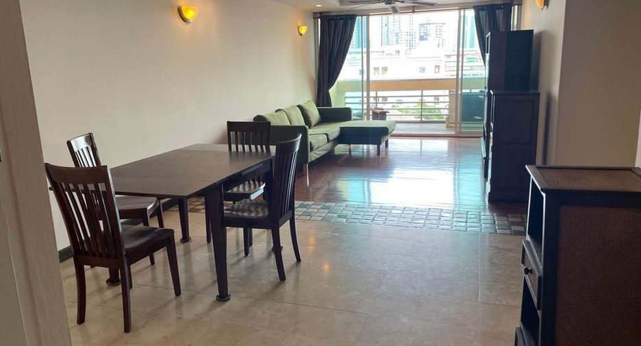 For sale 2 bedrooms condo in Watthana, Bangkok