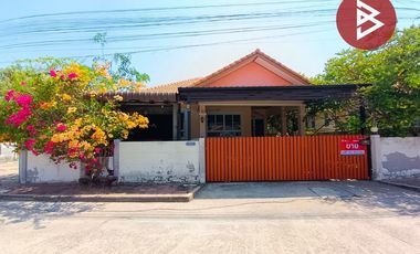 For sale 3 ベッドルーム townhouse in Mueang Samut Songkhram, Samut Songkhram
