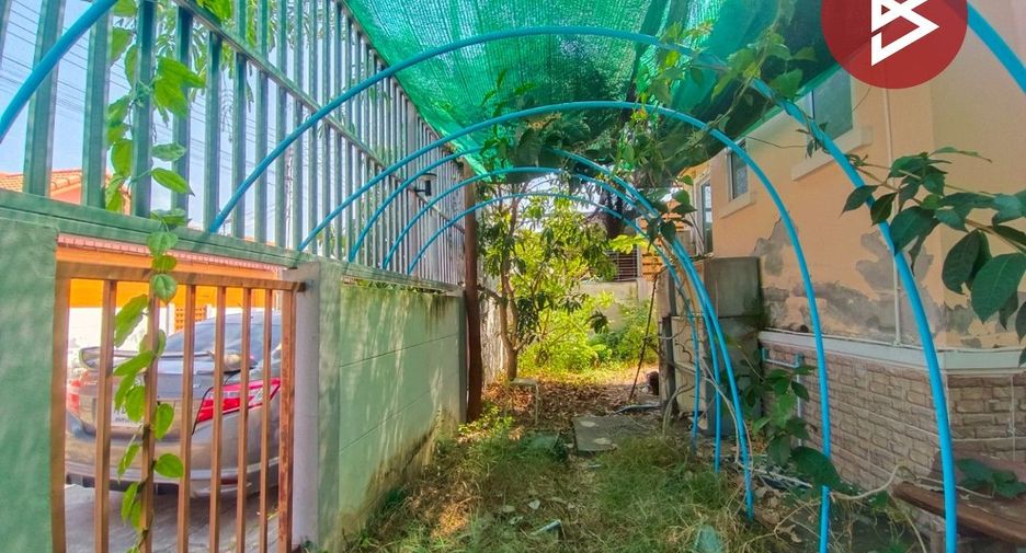 Casa adosada en venta de 3 habitaciones en Mueang Samut Songkhram, Samut Songkhram