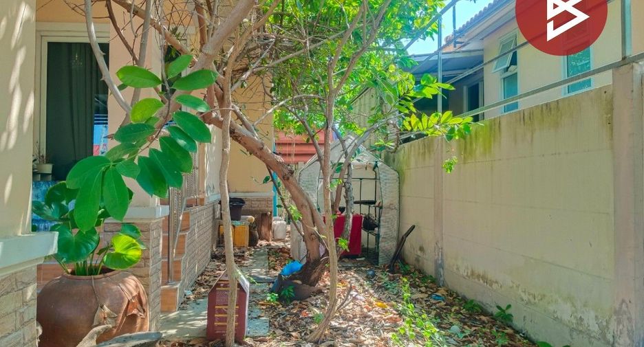 Casa adosada en venta de 3 habitaciones en Mueang Samut Songkhram, Samut Songkhram
