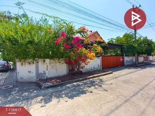 For sale 3 bedrooms townhouse in Mueang Samut Songkhram, Samut Songkhram