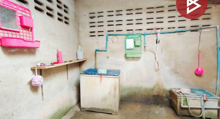 Haus zum Kauf mit 4 Zimmer in Ban Pong, Ratchaburi