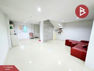 For sale 3 bedrooms townhouse in Mueang Nakhon Pathom, Nakhon Pathom