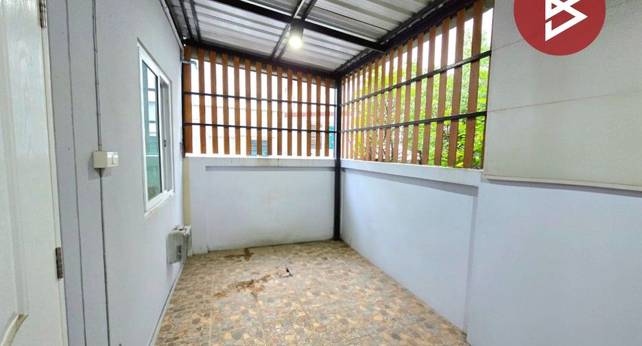 À vendre 3 chambres maison de ville à Mueang Nakhon Pathom, Nakhon Pathom