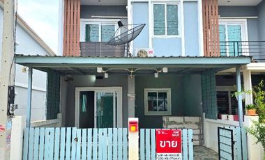 Casa adosada en venta de 3 habitaciones en Mueang Nakhon Pathom, Nakhon Pathom