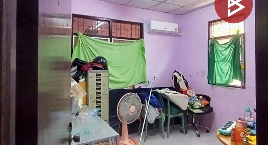 For sale 2 bedrooms house in Saphan Sung, Bangkok