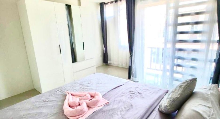 Reihenhaus zum Kauf mit 2 Zimmer in Bang Lamung, Chonburi