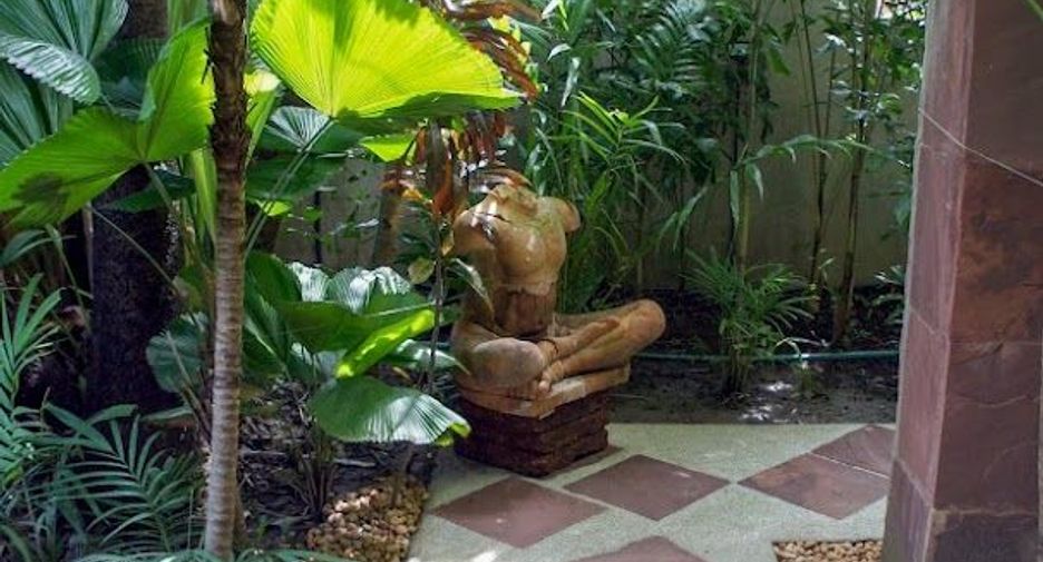 For rent 3 ベッドルーム condo in Watthana, Bangkok