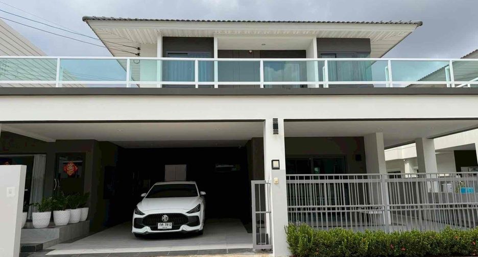 Villa zur Miete mit 4 Zimmer in Bang Lamung, Chonburi