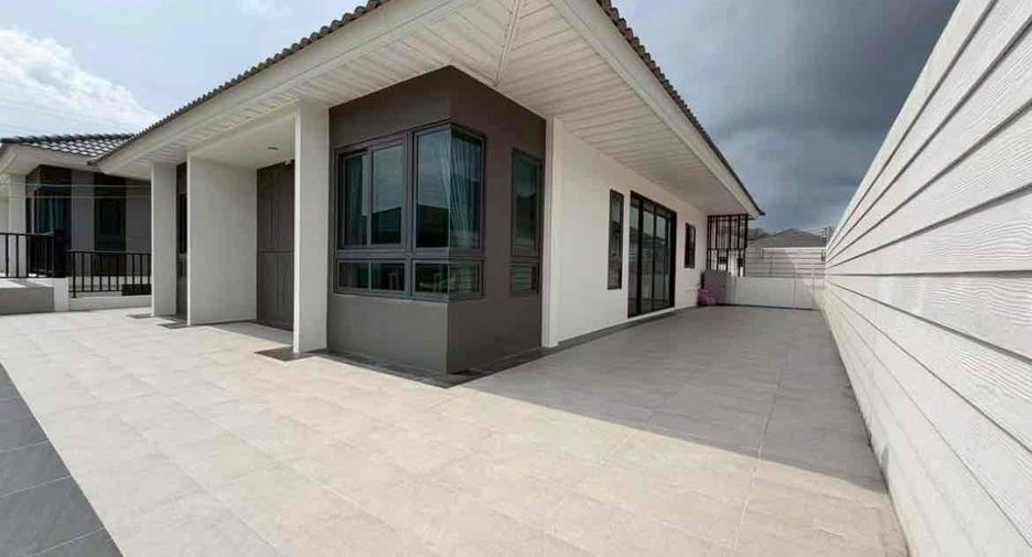 Villa zur Miete mit 4 Zimmer in Bang Lamung, Chonburi