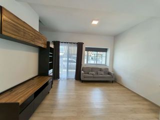 出租 2 卧室 联排别墅 在 Bang Phli, Samut Prakan