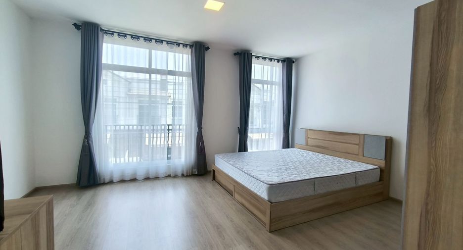 For rent 2 bedrooms townhouse in Bang Phli, Samut Prakan