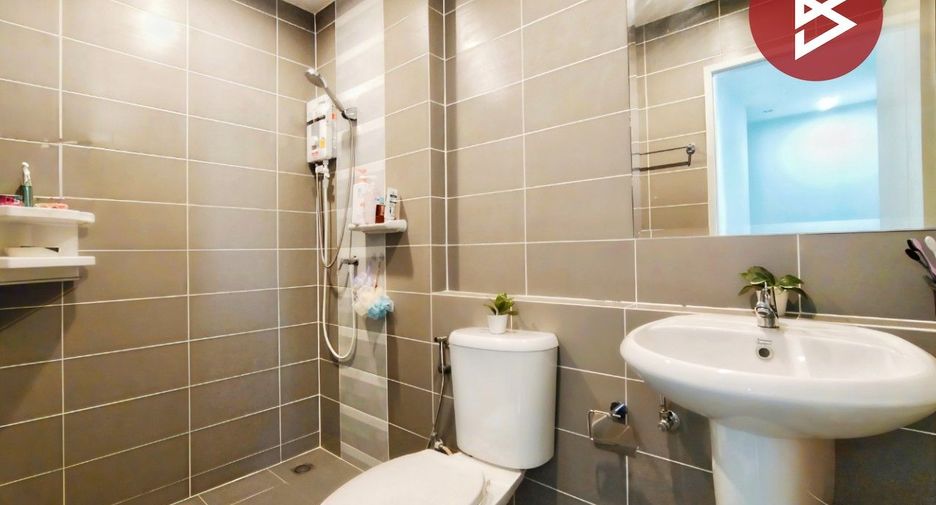 For sale 3 bedrooms townhouse in Pak Kret, Nonthaburi