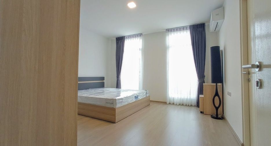 For rent and for sale 3 bedrooms townhouse in Bang Phli, Samut Prakan