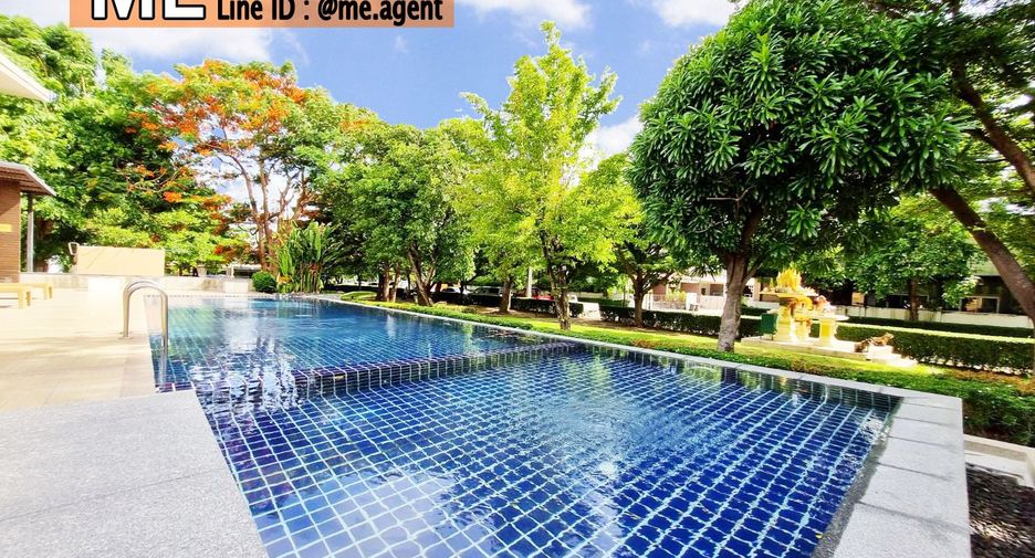 Casa adosada en venta de 3 habitaciones en Suan Luang, Bangkok