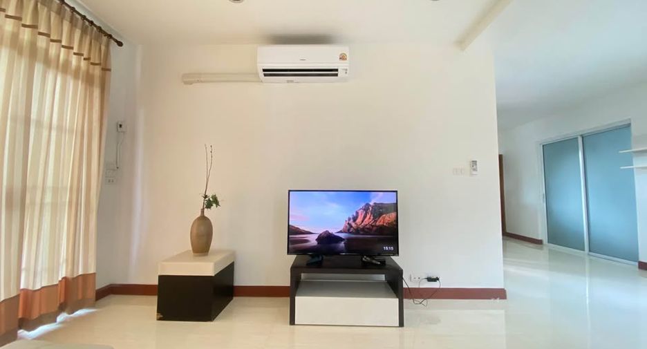 For rent 3 bedrooms house in San Sai, Chiang Mai