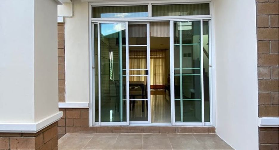 For rent 3 bedrooms house in San Sai, Chiang Mai