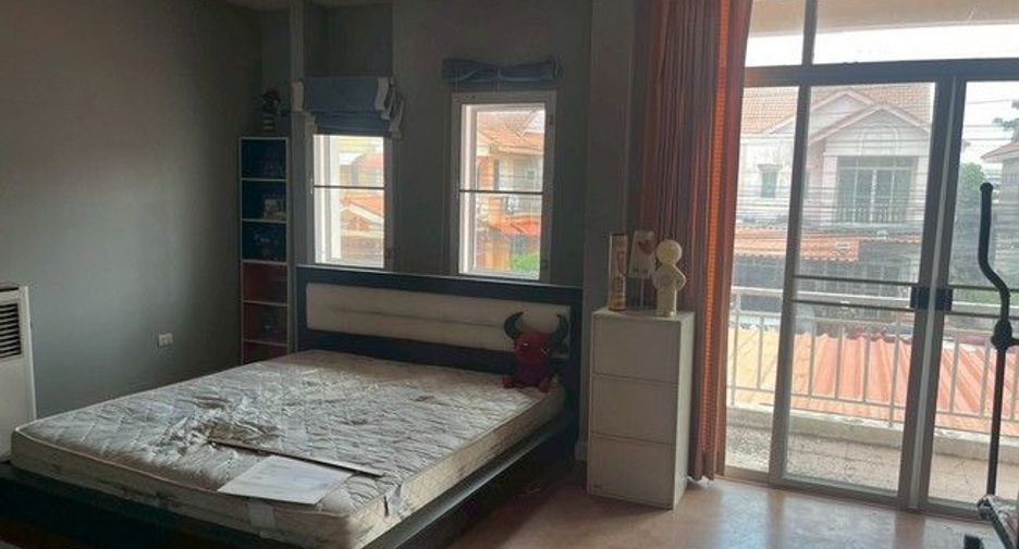 For sale 3 bedrooms house in Lam Luk Ka, Pathum Thani
