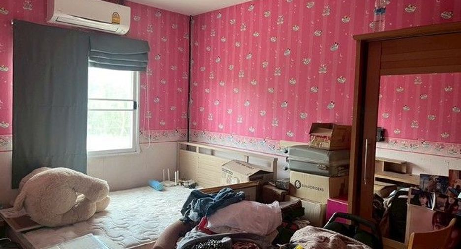 For sale 3 bedrooms house in Lam Luk Ka, Pathum Thani