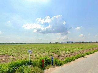 Продажа Участок в Ban Bueng, Чонбури