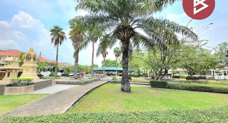 Casa en venta de 3 habitaciones en Si Racha, Chonburi