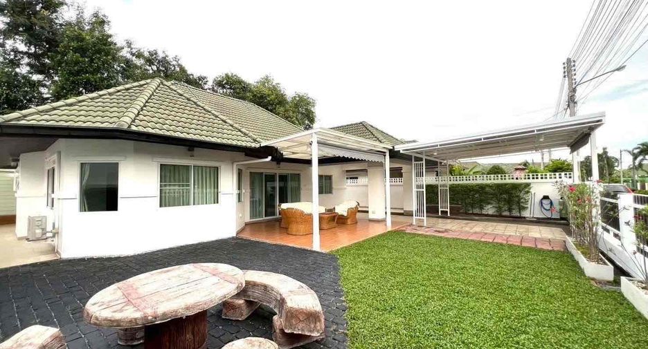 For rent 3 bedrooms villa in Bang Lamung, Chonburi