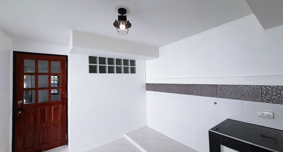 For sale 2 bedrooms house in Bang Lamung, Chonburi