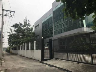 For rent retail Space in Huai Khwang, Bangkok