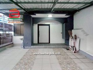 For sale 2 bedrooms townhouse in Lat Krabang, Bangkok