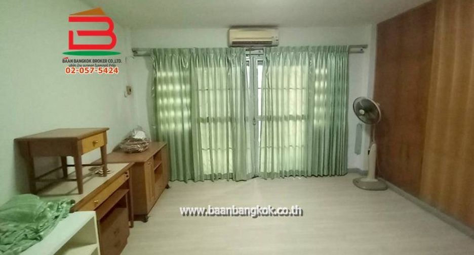 For sale 2 bedrooms townhouse in Lat Krabang, Bangkok