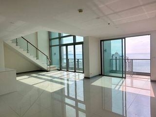 For sale 5 ベッドルーム condo in Bang Lamung, Chonburi