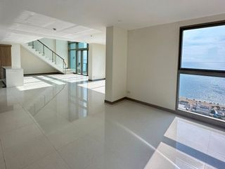 For sale 5 ベッドルーム condo in Bang Lamung, Chonburi