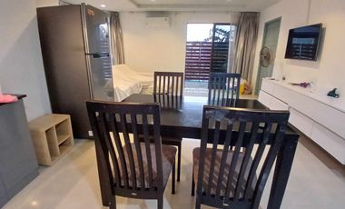 Wohnung zur Miete mit 2 Zimmer in Wang Thonglang, Bangkok