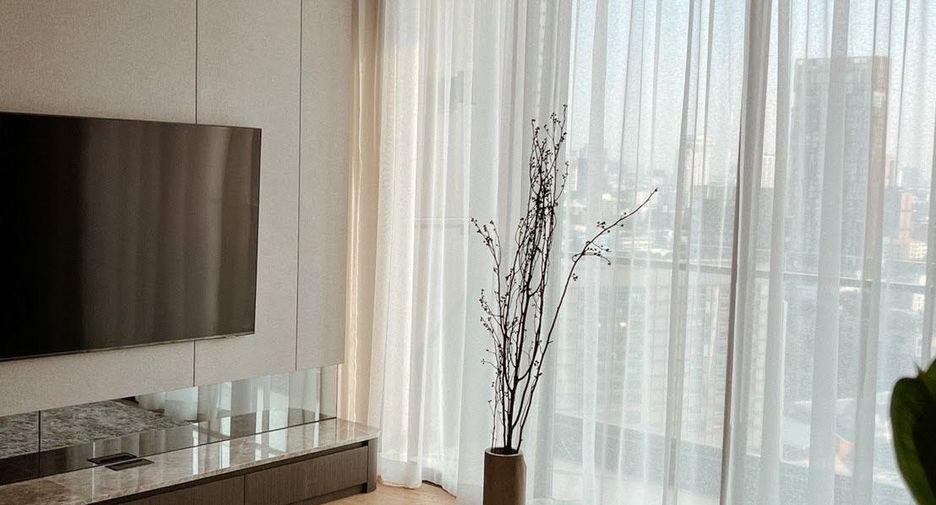 À louer et à vendre 1 chambre condo à Khlong Toei, Bangkok