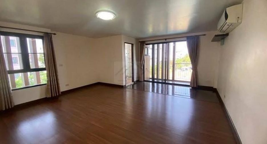 Oficina en alquiler de 8 habitaciones en Don Mueang, Bangkok