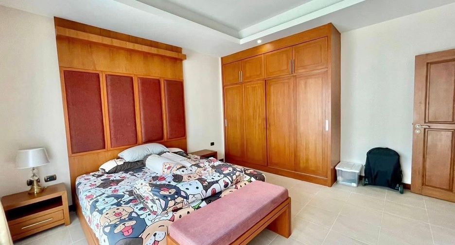 For rent 3 bedrooms house in Huay Yai, Pattaya