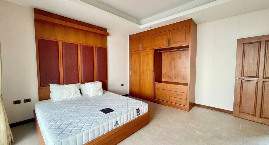 For rent 3 bedrooms house in Huay Yai, Pattaya