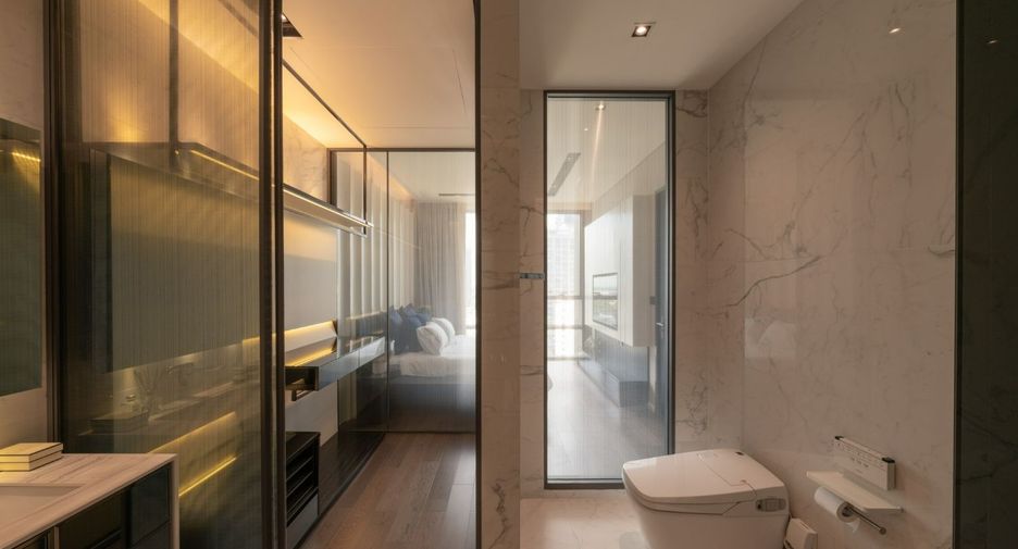 For rent and for sale 2 bedrooms condo in Watthana, Bangkok