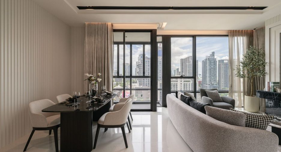 For rent and for sale 2 bedrooms condo in Watthana, Bangkok
