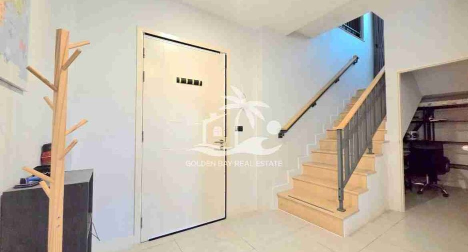 Haus zur Miete mit 3 Zimmer in Bang Lamung, Chonburi