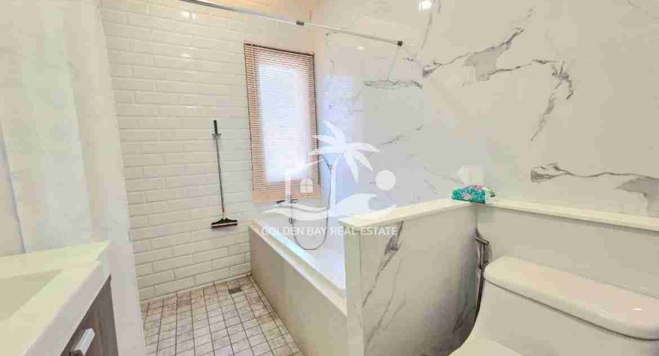 Haus zur Miete mit 3 Zimmer in Bang Lamung, Chonburi